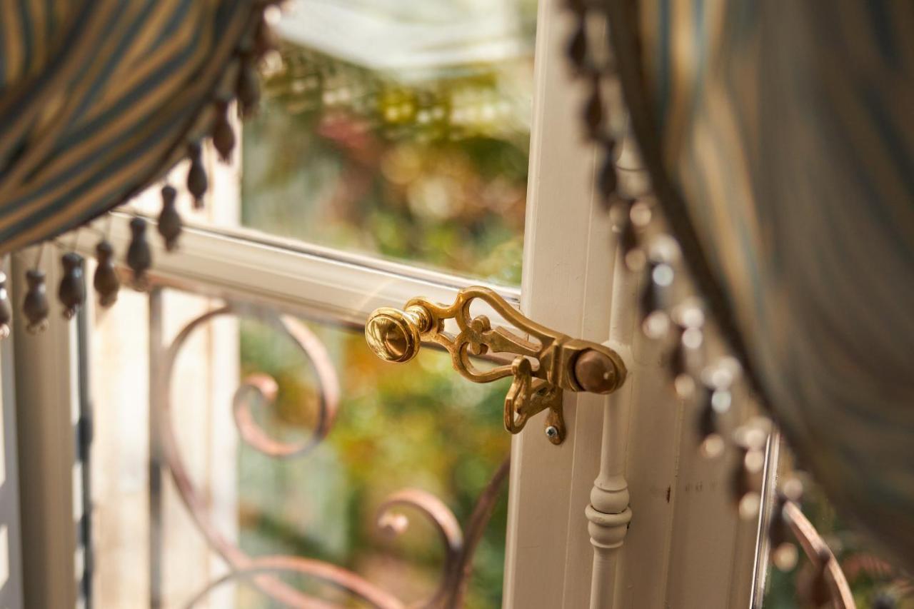 Chambre D'Hotes Chateau Gigognan ソルグ エクステリア 写真