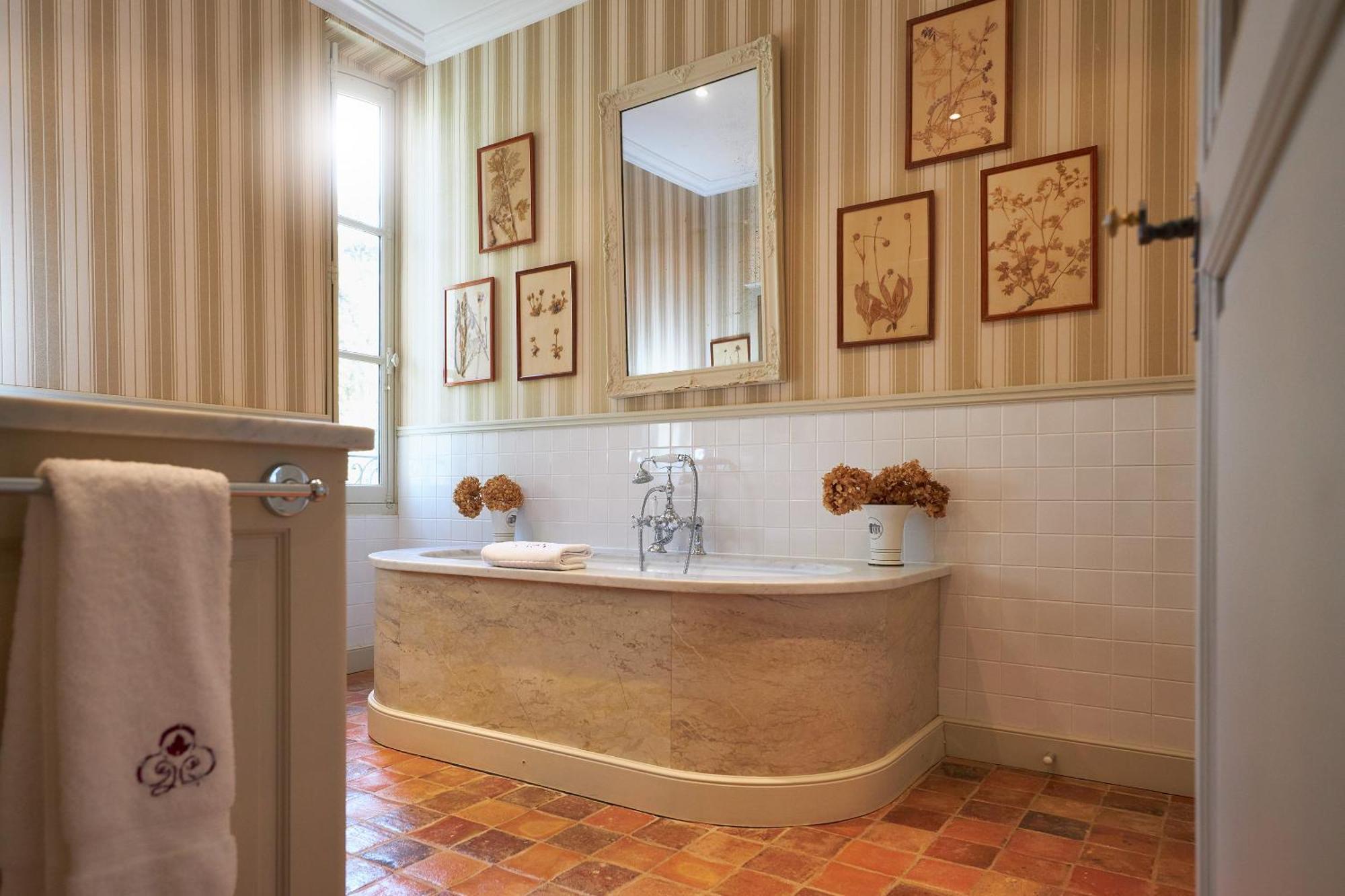 Chambre D'Hotes Chateau Gigognan ソルグ エクステリア 写真